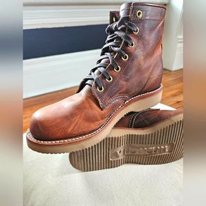 Chippewa Womens All leather distressed brown leather boot size 9